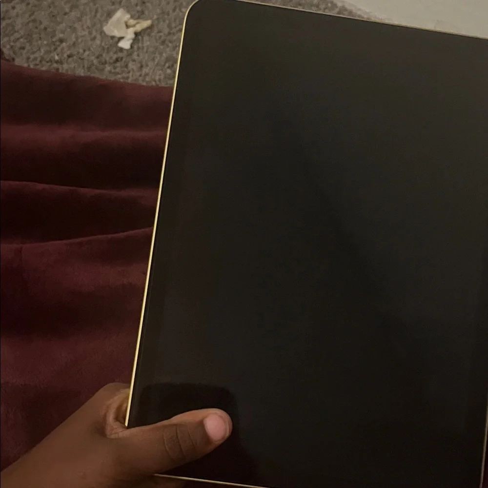 Apple Tablet - Elegant Gold Finish